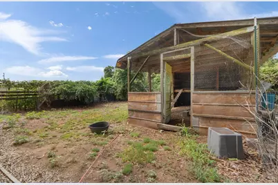 10843 US Highway 90 W, Harwood, TX 78632 - Photo 20