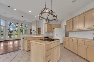 1120 Meadow Ridge Dr, Dripping Springs, TX 78620 - Photo 14