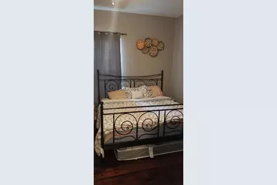 407 S Main Street, Taylor, TX 76574 - Photo 4