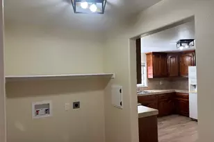 719 Eckel St, La Grange, TX 78945 - Photo 10