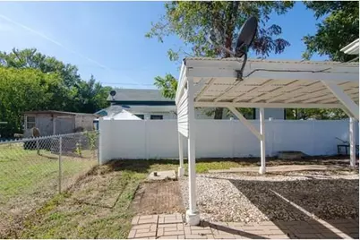 619 Talbot Street, Taylor, TX 76574 - Photo 16