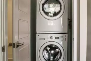 1013 Banyon St, Austin, TX 78757 - Photo 12