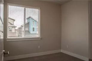 1013 Banyon St, Austin, TX 78757 - Photo 14