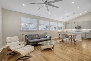 6800 Menchaca Rd, Austin, TX 78745 - Photo 12