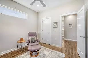 6800 Menchaca Rd, Austin, TX 78745 - Photo 18