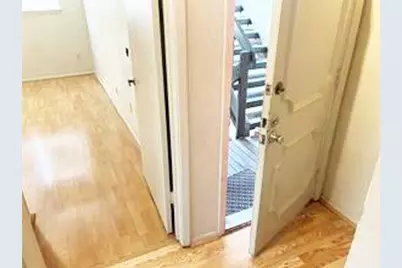 806 W 24th Street #201, Austin, TX 78705 - Photo 20
