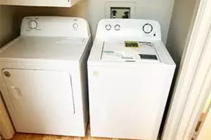 806 W 24th St, Austin, TX 78705 - Photo 8