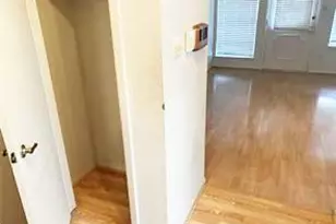 806 W 24th St, Austin, TX 78705 - Photo 18