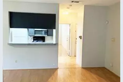 806 W 24th Street #201, Austin, TX 78705 - Photo 14