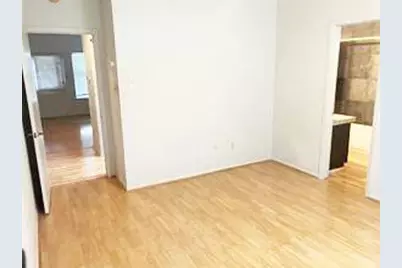 806 W 24th Street #201, Austin, TX 78705 - Photo 12