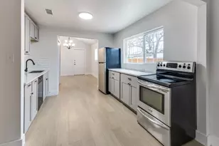 1108 Vasquez St, Austin, TX 78741 - Photo 16