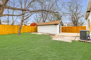 1108 Vasquez St, Austin, TX 78741 - Photo 32