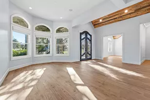 306 Napa Ct, Driftwood, TX 78619 - Photo 2