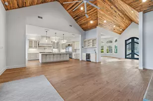 306 Napa Ct, Driftwood, TX 78619 - Photo 6
