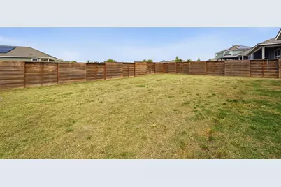388 Barcelona, Kyle, TX 78640 - Photo 22