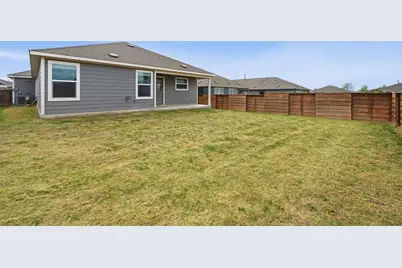 388 Barcelona, Kyle, TX 78640 - Photo 24