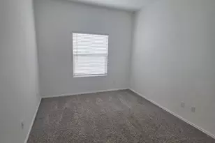 388 Barcelona, Kyle, TX 78640 - Photo 16