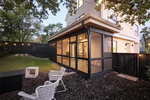1200 Greenwood Ave, Austin, TX 78721 - Photo 2
