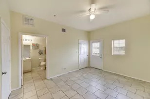 420 N Pleasant Valley Rd, Austin, TX 78702 - Photo 12