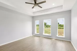 1136 Country Road 484 Rd, Elgin, TX 78621 - Photo 18