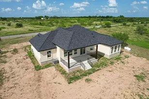 1136 Country Road 484 Rd, Elgin, TX 78621 - Photo 34