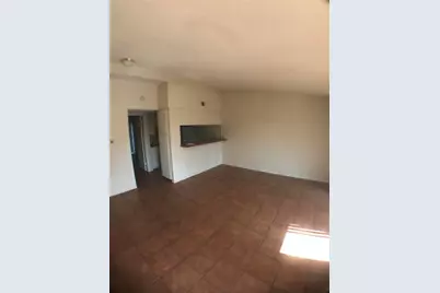 2610 Salado Street #213, Austin, TX 78705 - Photo 2