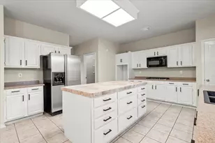 5916 Rickerhill Ln, Austin, TX 78739 - Photo 14