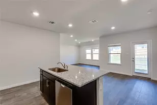 237 Sky Meadows Cir, San Marcos, TX 78666 - Photo 14