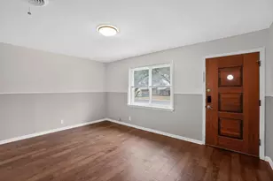 105 Shannon Ln, Georgetown, TX 78628 - Photo 2