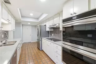 48 Woodstone Square, Austin, TX 78703 - Photo 30