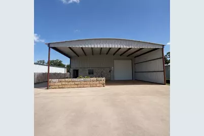 1360 71 Highway W #J, Bastrop, TX 78602 - Photo 2