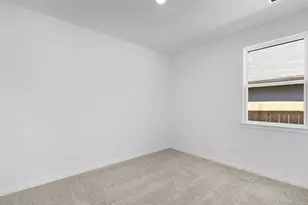 410 Raleigh Dr, Georgetown, TX 78633 - Photo 16