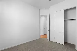 410 Raleigh Dr, Georgetown, TX 78633 - Photo 14