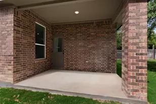 410 Raleigh Dr, Georgetown, TX 78633 - Photo 16