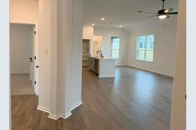 410 Raleigh Drive, Georgetown, TX 78633 - Photo 2