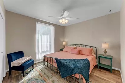 319 Meadowlakes Drive, Marble Falls, TX 78654 - Photo 14