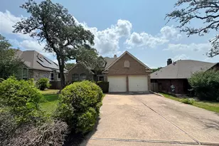 5844 Back Bay Ln, Austin, TX 78739 - Photo 2