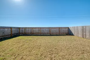 201 Tugboat Annie Wy, Jarrell, TX 76537 - Photo 24