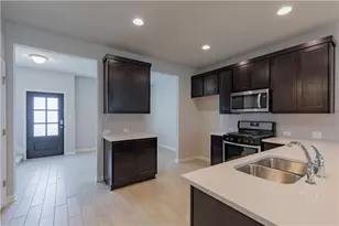 2024 Pecan Island Dr, Leander, TX 78641 - Photo 4