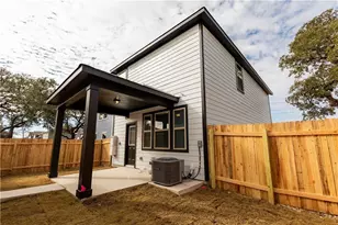 2024 Pecan Island Dr, Leander, TX 78641 - Photo 14