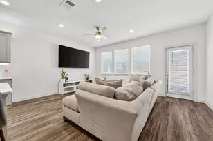 13704 Bavarian Forest Dr, Pflugerville, TX 78660 - Photo 4