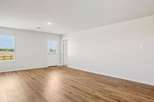 148 Wyatt Wy, Jarrell, TX 76537 - Photo 14