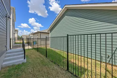 9105 Hamadryas Drive, Austin, TX 78744 - Photo 26