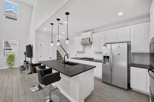 9105 Hamadryas Dr, Austin, TX 78744 - Photo 6