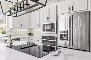 5901 Round Table Cove, Austin, TX 78746 - Photo 10