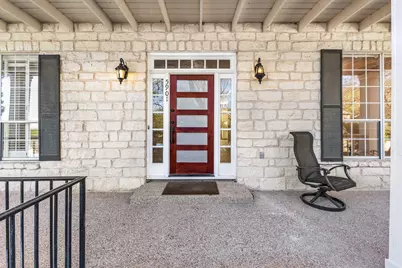 5901 Round Table Cove, Austin, TX 78746 - Photo 4