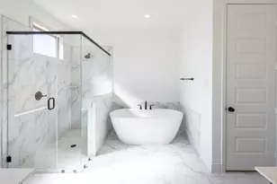 205 Ensberg Ln, Liberty Hill, TX 78642 - Photo 10