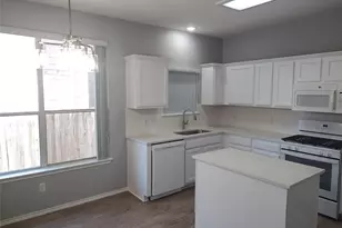 14425 Mowsbury Dr, Austin, TX 78717 - Photo 10