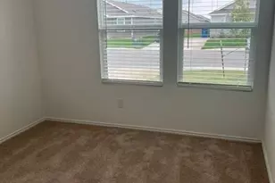 2215 Cyclone Dr, Lockhart, TX 78644 - Photo 12