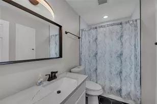 3400 Laguna Dr, Austin, TX 78741 - Photo 18